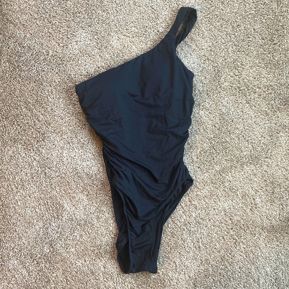 **SOLD** Loft one-shoulder ruched one piece swimsuit, size XS.